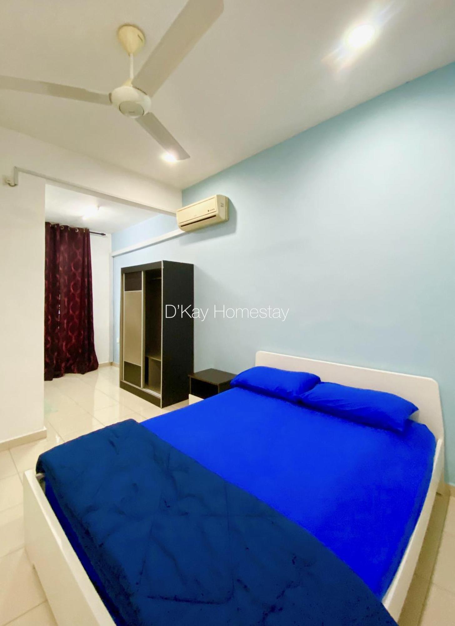 4 Bedrooms Homestay, Fully Aircond In Sendayan By D'Kay Homes I 10-15 Pax スレンバン エクステリア 写真
